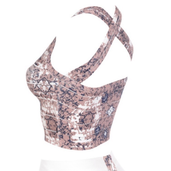 Acacia - Picture 4 of 9